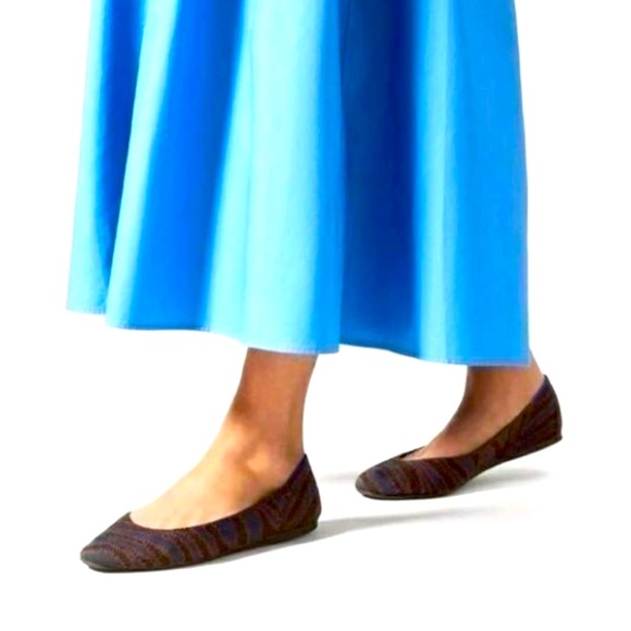 Rothy’s Sapphire Zebra Slip On Flats Size 9.5 Excellent Condition - Picture 2 of 9